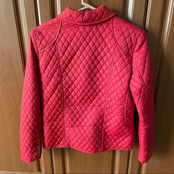 Rafaella Women’s sz4 red quilted jacket with piping, snap closure w/open pockets - Picture 3 of 7